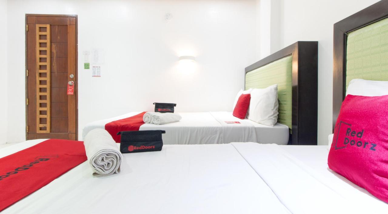 Reddoorz @ Real Fatima Tacloban Hotell Anibong Exteriör bild