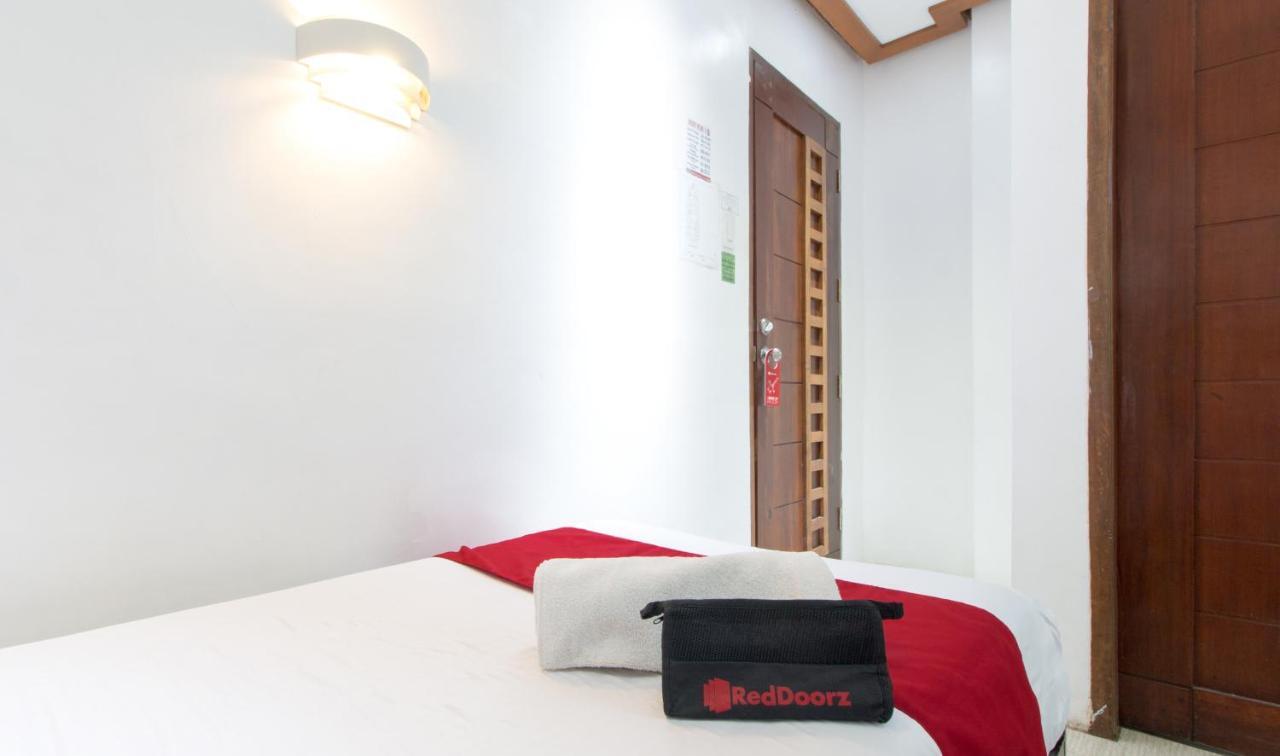 Reddoorz @ Real Fatima Tacloban Hotell Anibong Exteriör bild