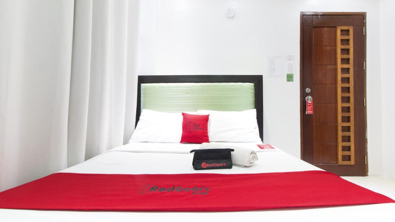 Reddoorz @ Real Fatima Tacloban Hotell Anibong Exteriör bild