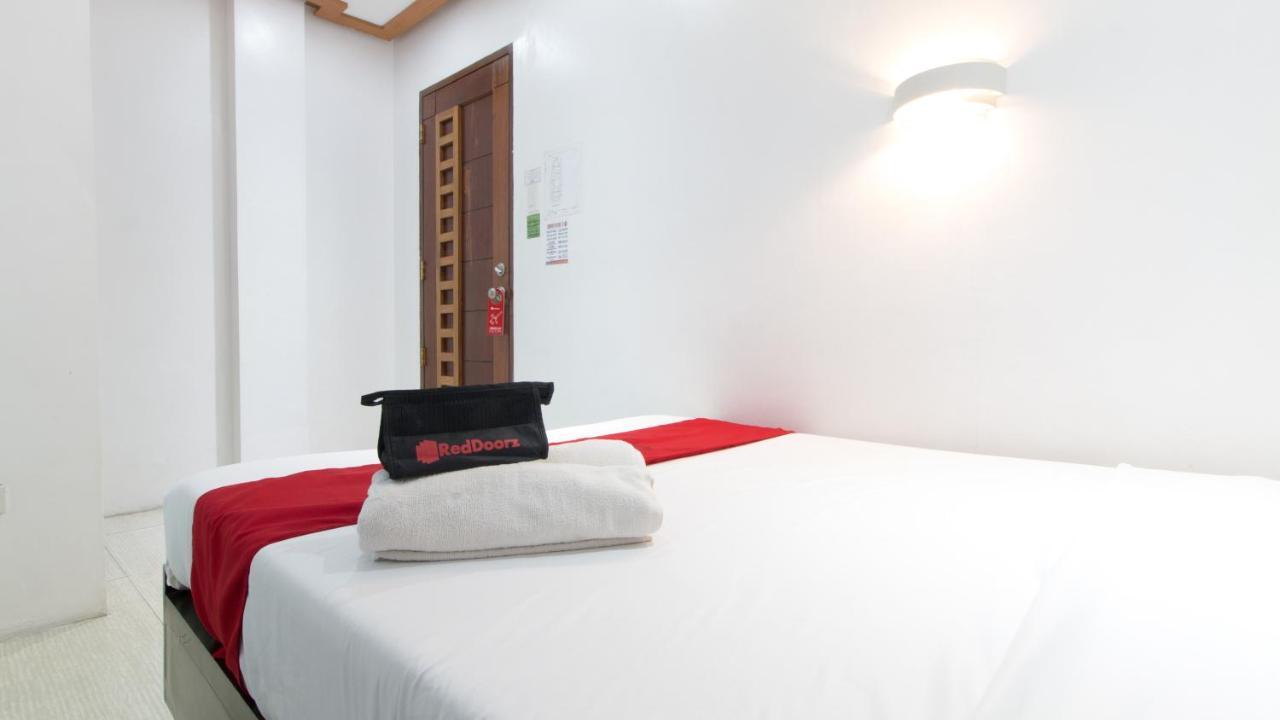 Reddoorz @ Real Fatima Tacloban Hotell Anibong Exteriör bild