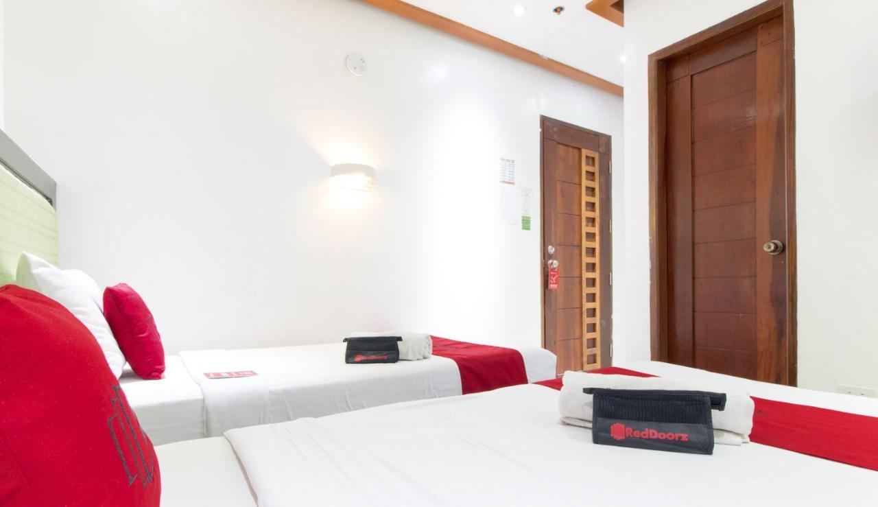 Reddoorz @ Real Fatima Tacloban Hotell Anibong Exteriör bild